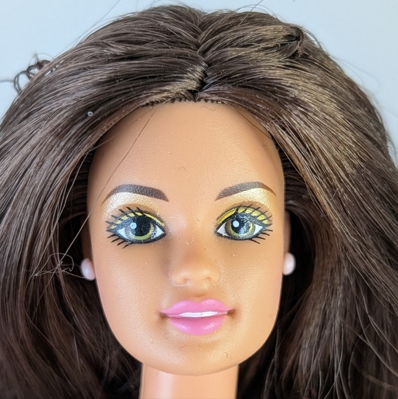 Barbie | Princess Barbie Teresa Doll, Vintage 1999 - Picture 2 of 10